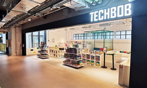 iyot.con|Techbob Academy .